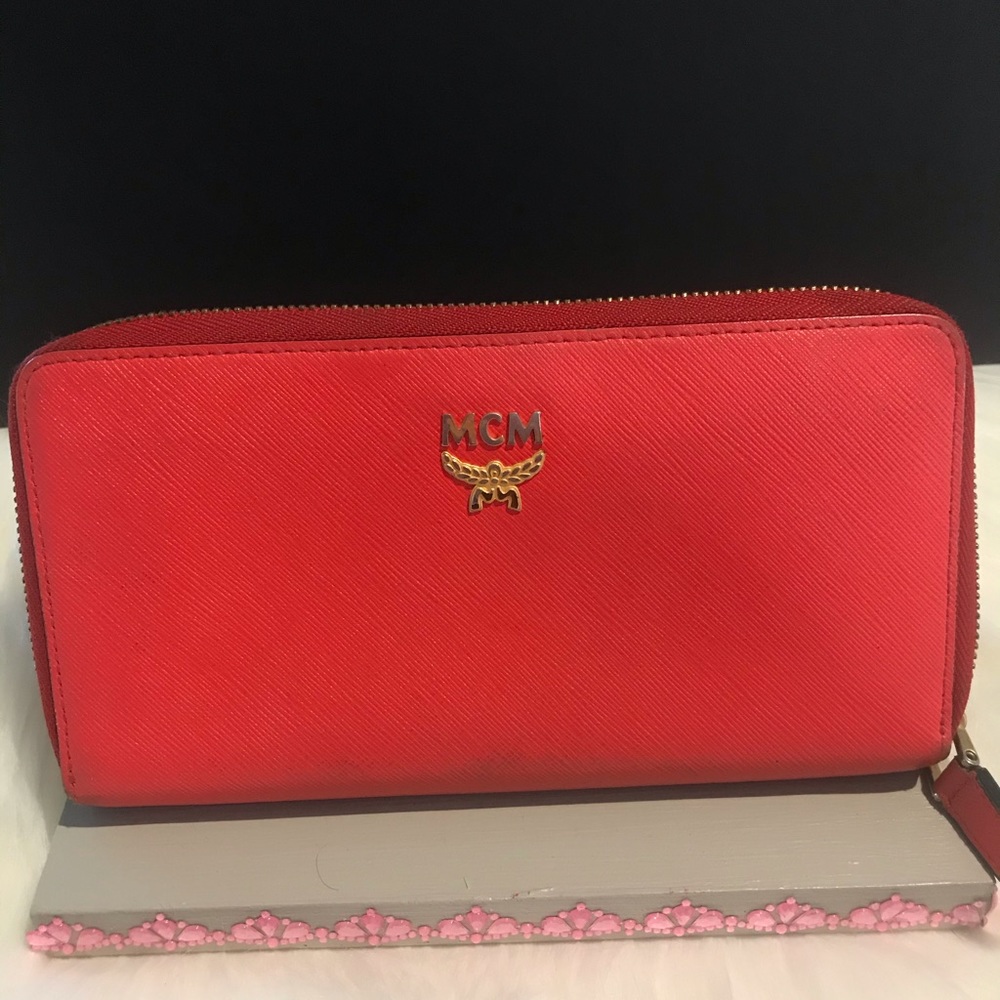 Mcm wallet